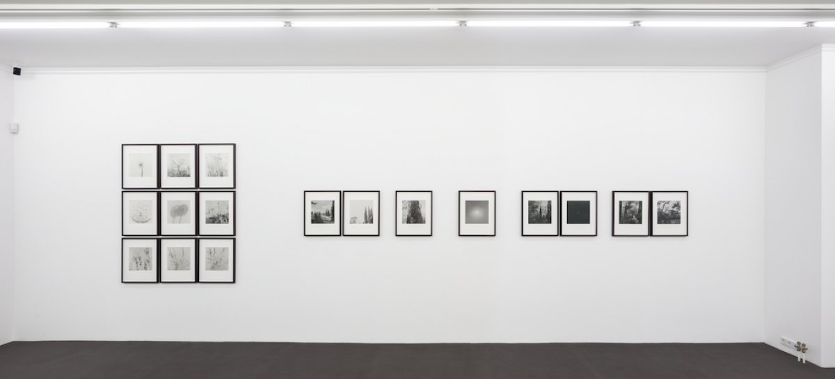 Arno Schidlowski: »Der Sonne Mond«, 2011-2013, Baryt Print, Ed. 3 + 2 AP, je | each: 27 x 27 cm, Installationsansicht | Installation view Kehrer Galerie, 2015